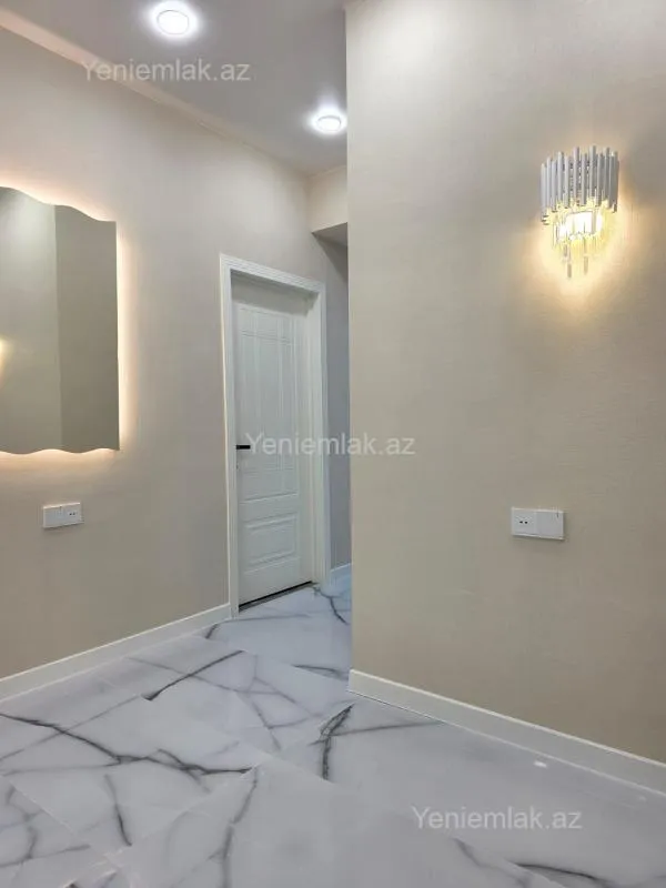 Satılır 3 otaqlı yeni tikili 100 m²