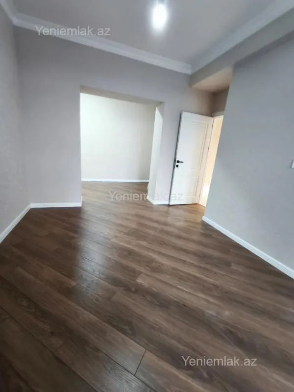 Satılır 3 otaqlı yeni tikili 108 m²