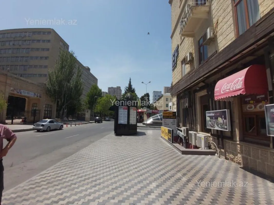 Satılır 3 otaqlı köhnə tikili 67 m²