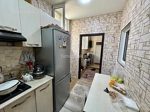 Satılır 3 otaqlı köhnə tikili 67 m²