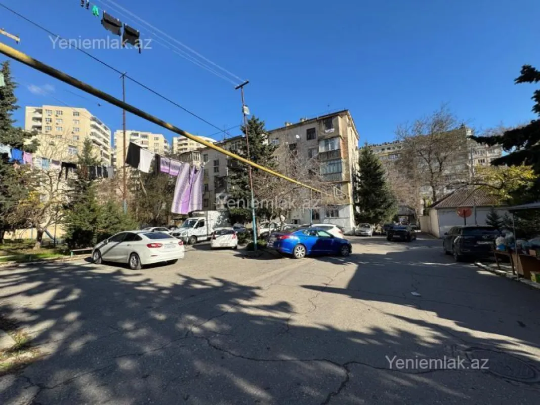 Satılır 3 otaqlı köhnə tikili 67 m²