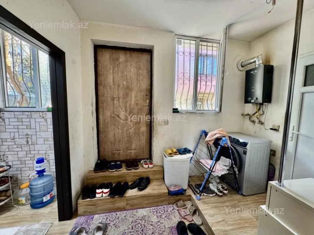 Satılır 3 otaqlı köhnə tikili 67 m²