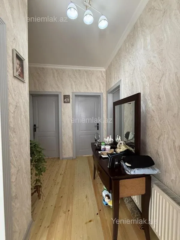 Satılır 3 otaqlı həyət evi 100 m²
