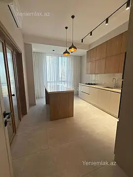 Satılır 3 otaqlı yeni tikili 143 m²