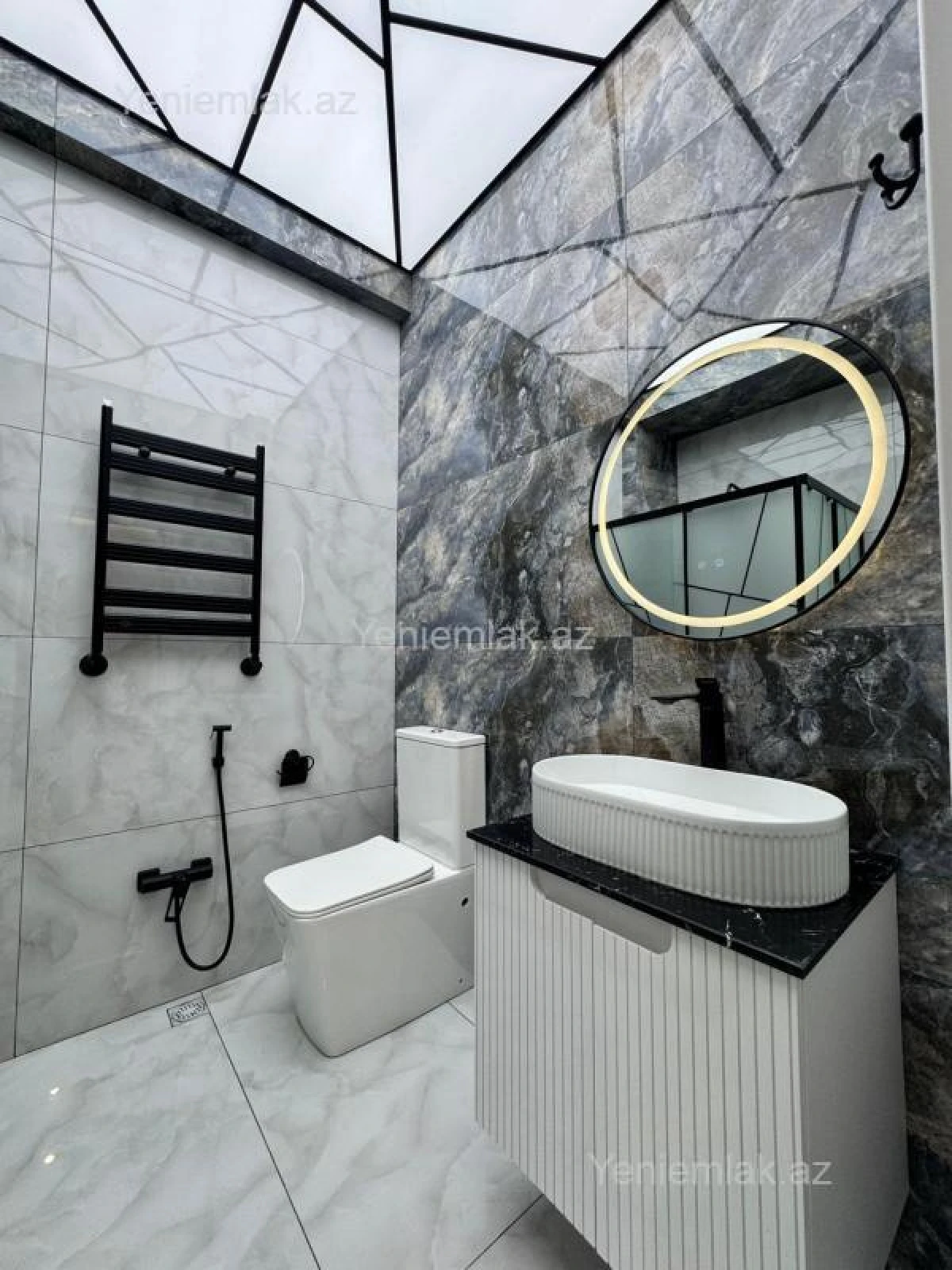 Satılır 2 otaqlı yeni tikili 55 m²