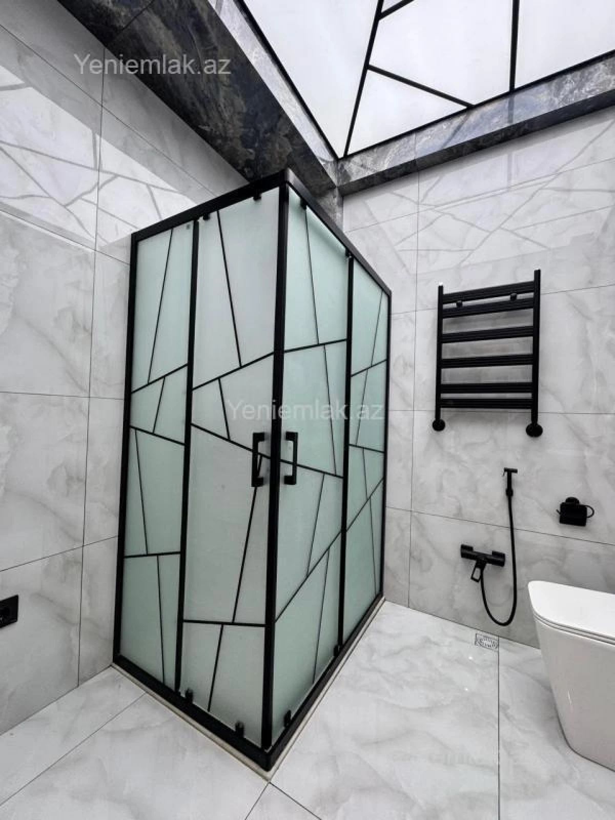 Satılır 2 otaqlı yeni tikili 55 m²