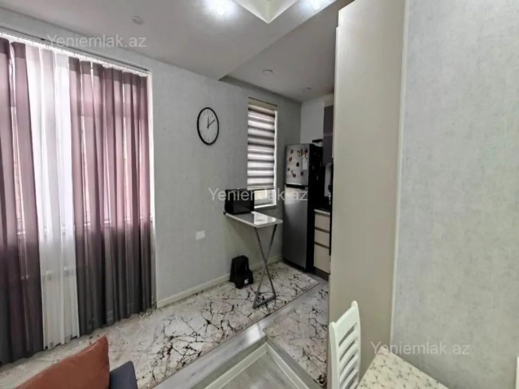 Satılır 3 otaqlı köhnə tikili 80 m²