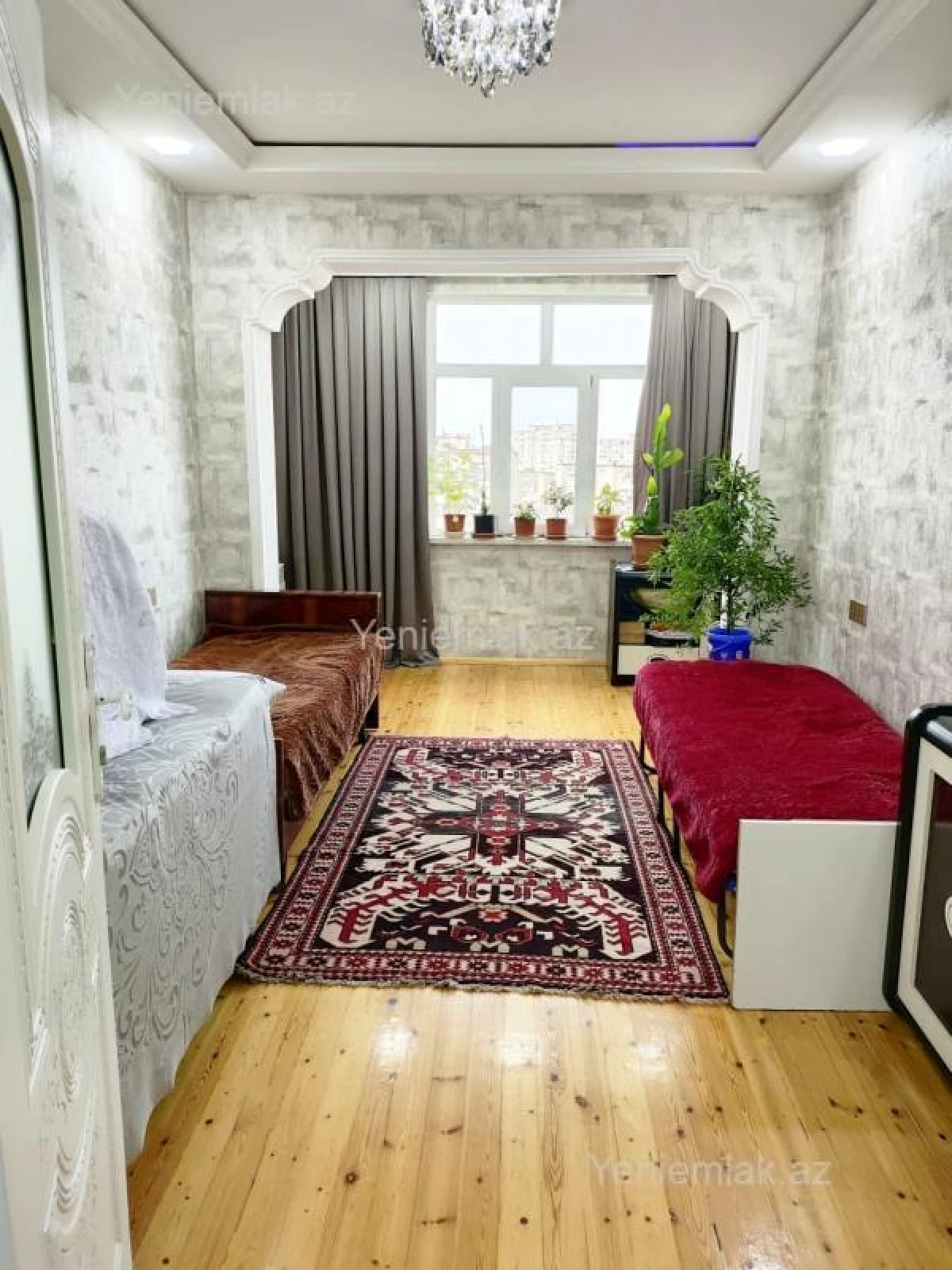Satılır 3 otaqlı köhnə tikili 80 m²