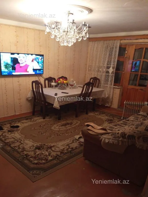 Satılır 1 otaqlı köhnə tikili 31 m²
