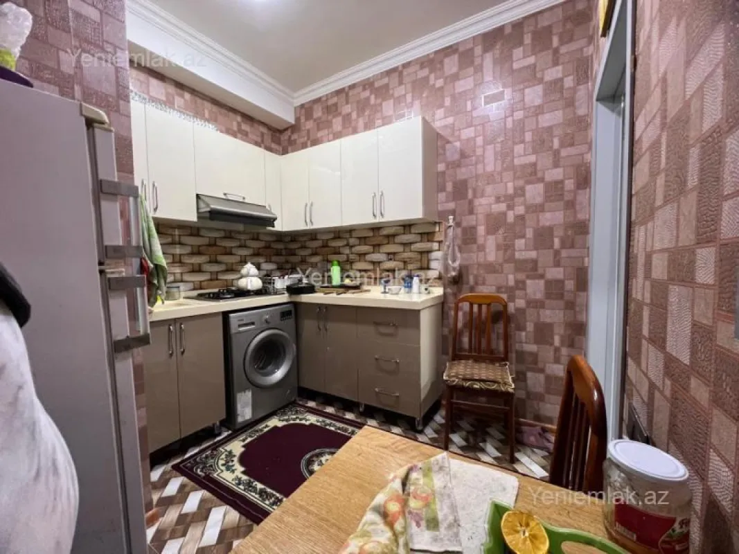 Satılır 2 otaqlı yeni tikili 60 m²