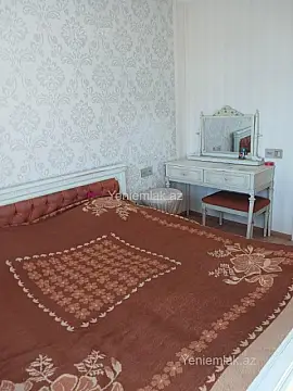 Satılır 2 otaqlı köhnə tikili 55 m²