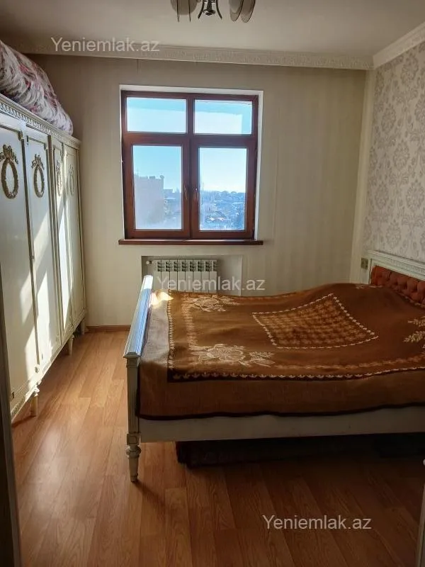 Satılır 2 otaqlı köhnə tikili 55 m²