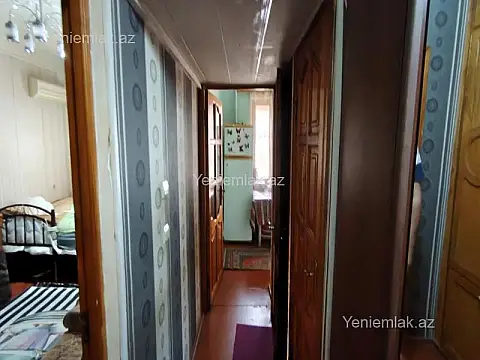 Satılır 2 otaqlı köhnə tikili 70 m²