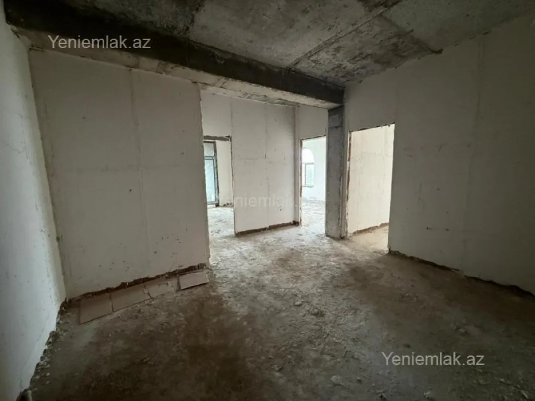 Satılır 3 otaqlı yeni tikili 110 m²