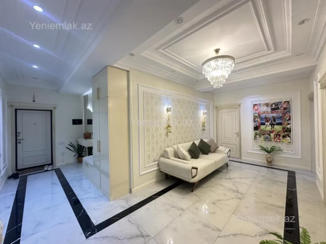 Satılır 3 otaqlı yeni tikili 140 m²