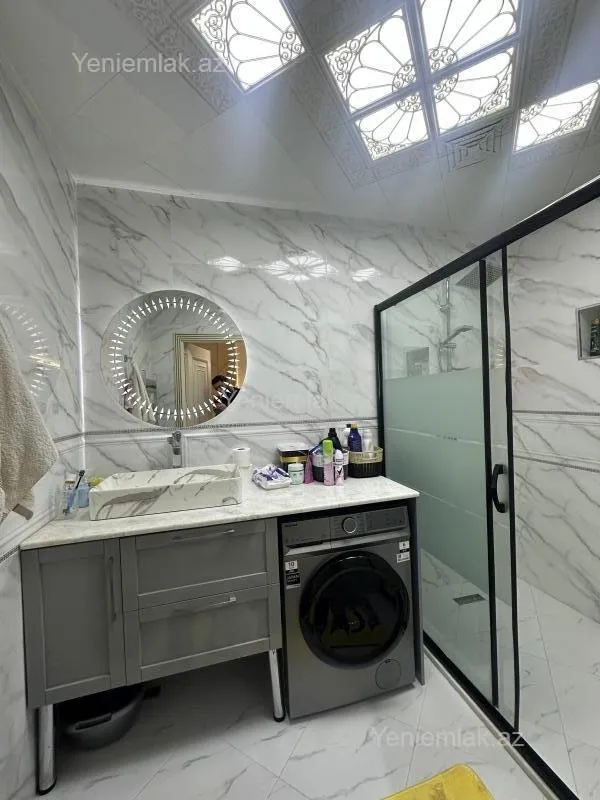 Satılır 3 otaqlı yeni tikili 140 m²