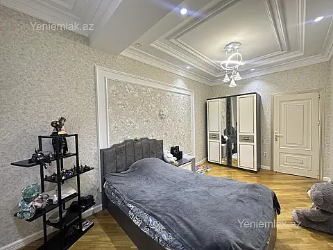 Satılır 3 otaqlı yeni tikili 140 m²