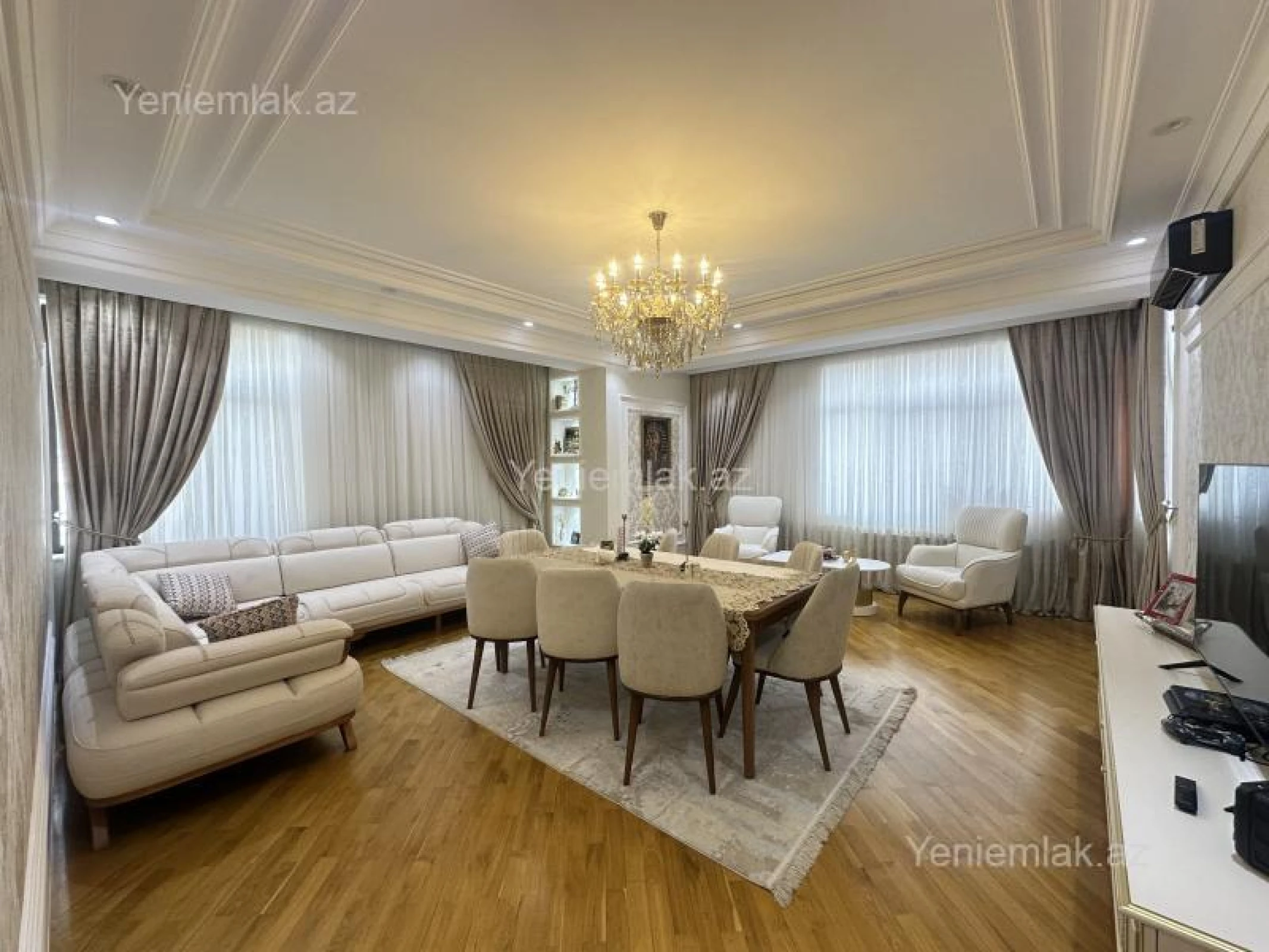 Satılır 3 otaqlı yeni tikili 140 m²