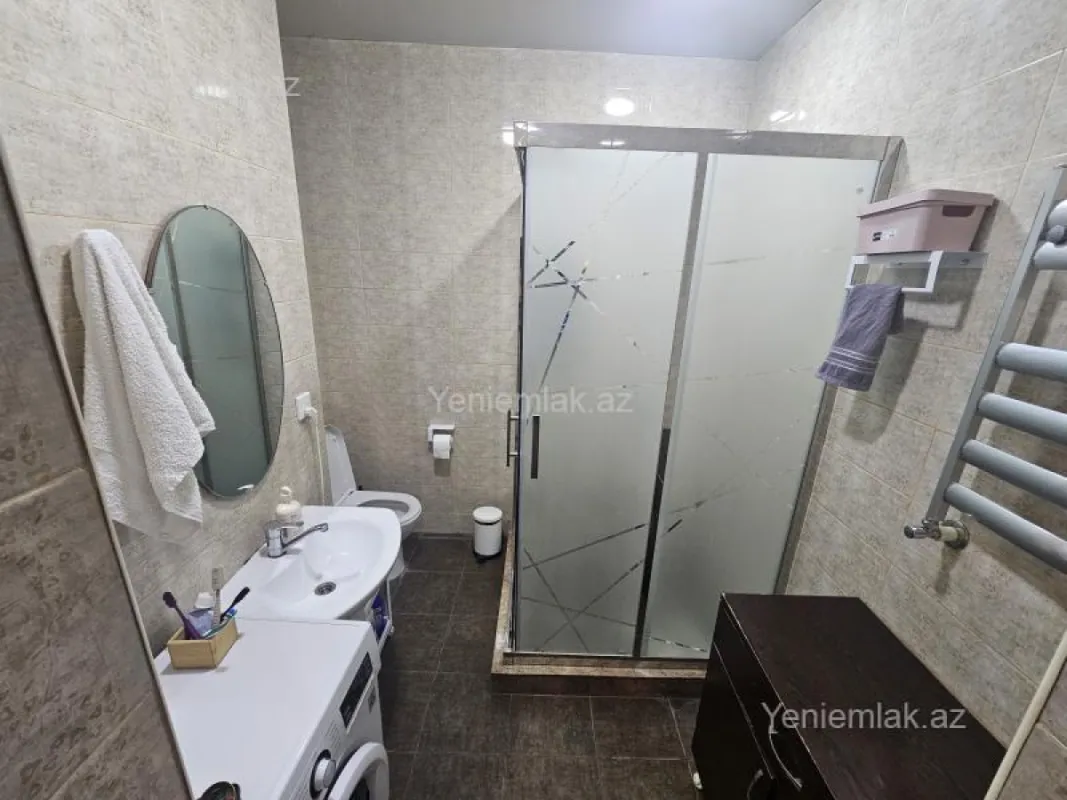 Satılır 3 otaqlı yeni tikili 105 m²