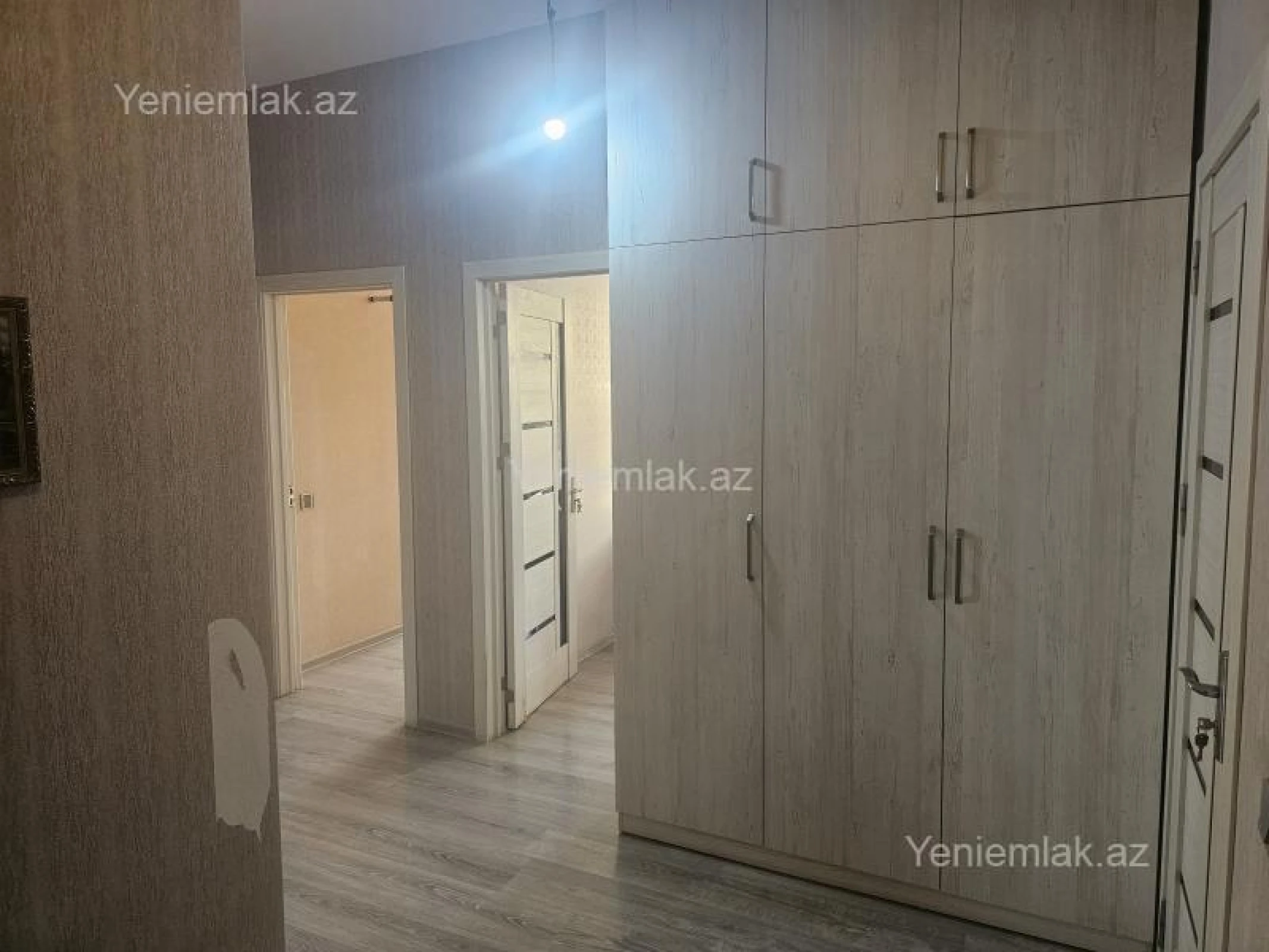 Satılır 3 otaqlı yeni tikili 105 m²