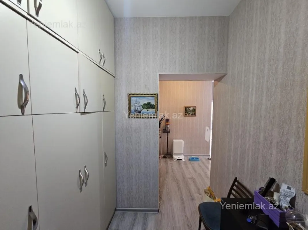 Satılır 3 otaqlı yeni tikili 105 m²