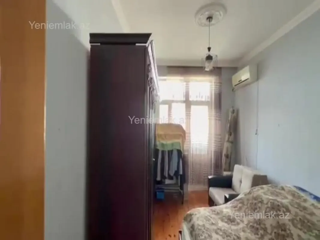 Satılır 2 otaqlı yeni tikili 80 m²