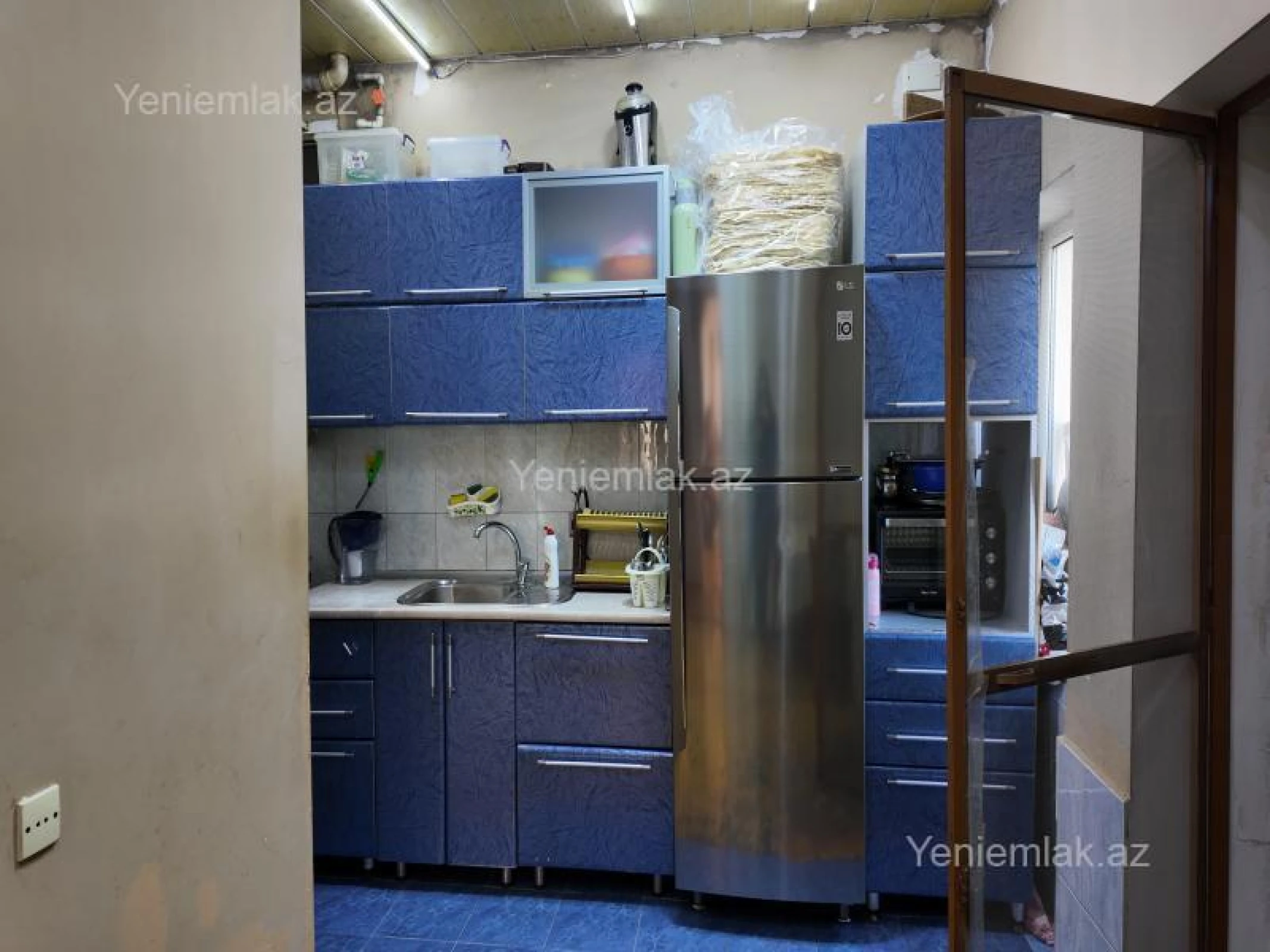 Satılır 6 otaqlı həyət evi 400 m²