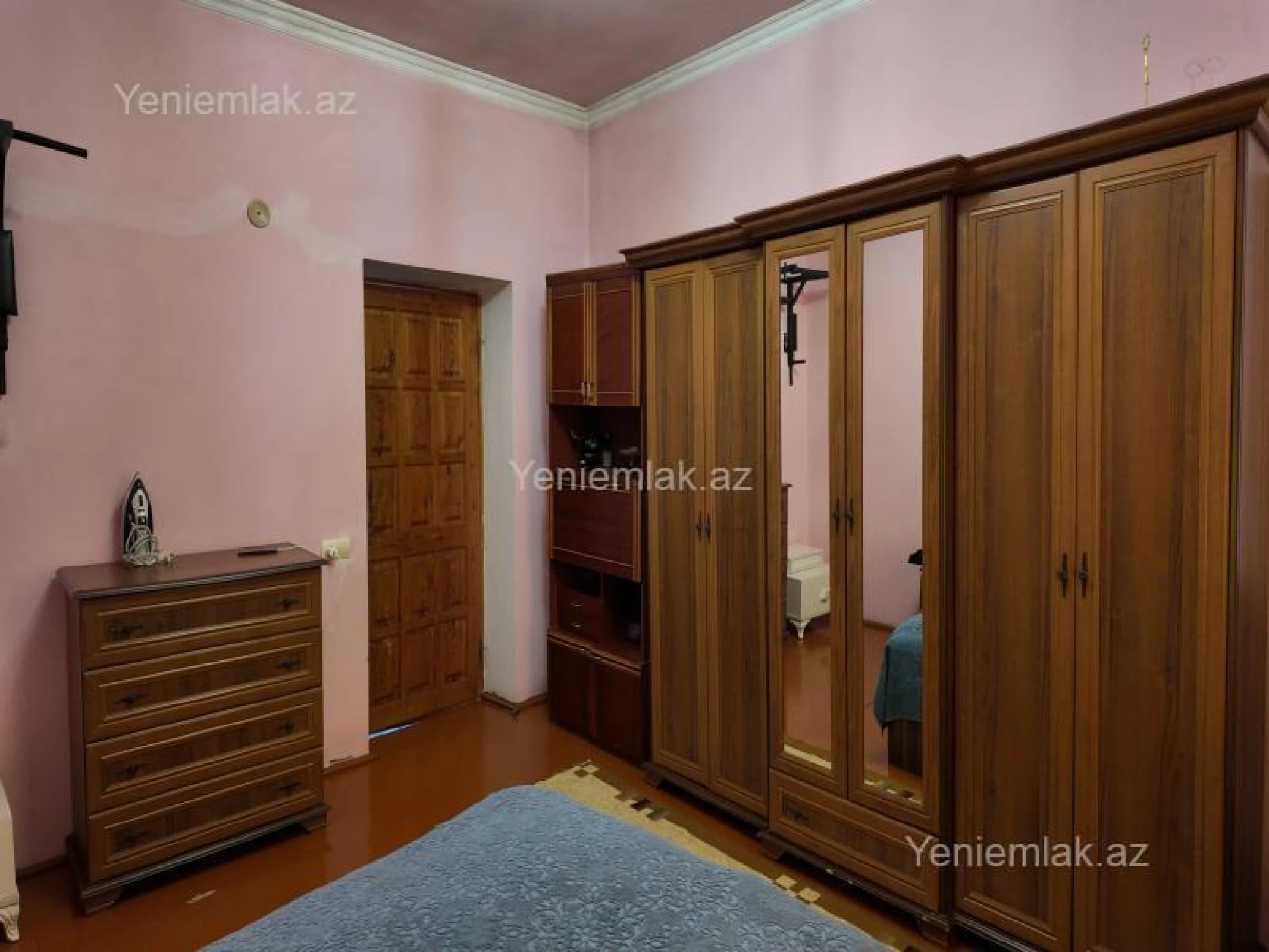 Satılır 6 otaqlı həyət evi 400 m²