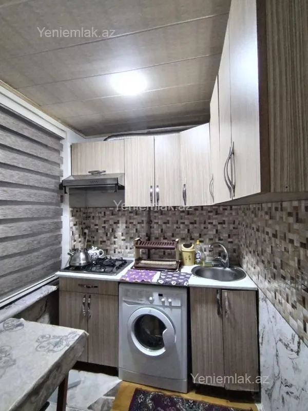 Satılır 2 otaqlı köhnə tikili 45 m²