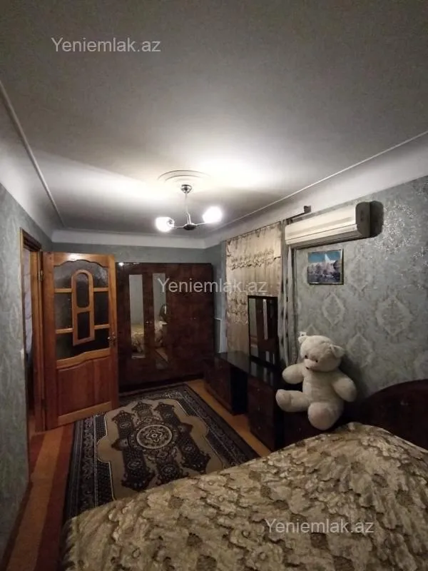 Satılır 2 otaqlı köhnə tikili 45 m²