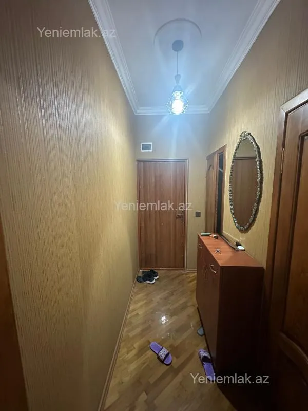Satılır 2 otaqlı köhnə tikili 60 m²