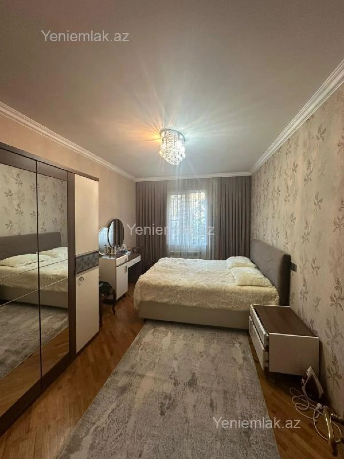 Satılır 2 otaqlı köhnə tikili 60 m²