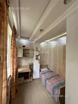 Satılır 2 otaqlı köhnə tikili 60 m²