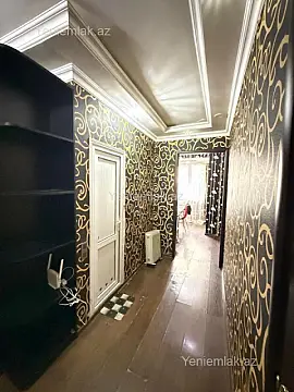 Satılır 2 otaqlı köhnə tikili 60 m²