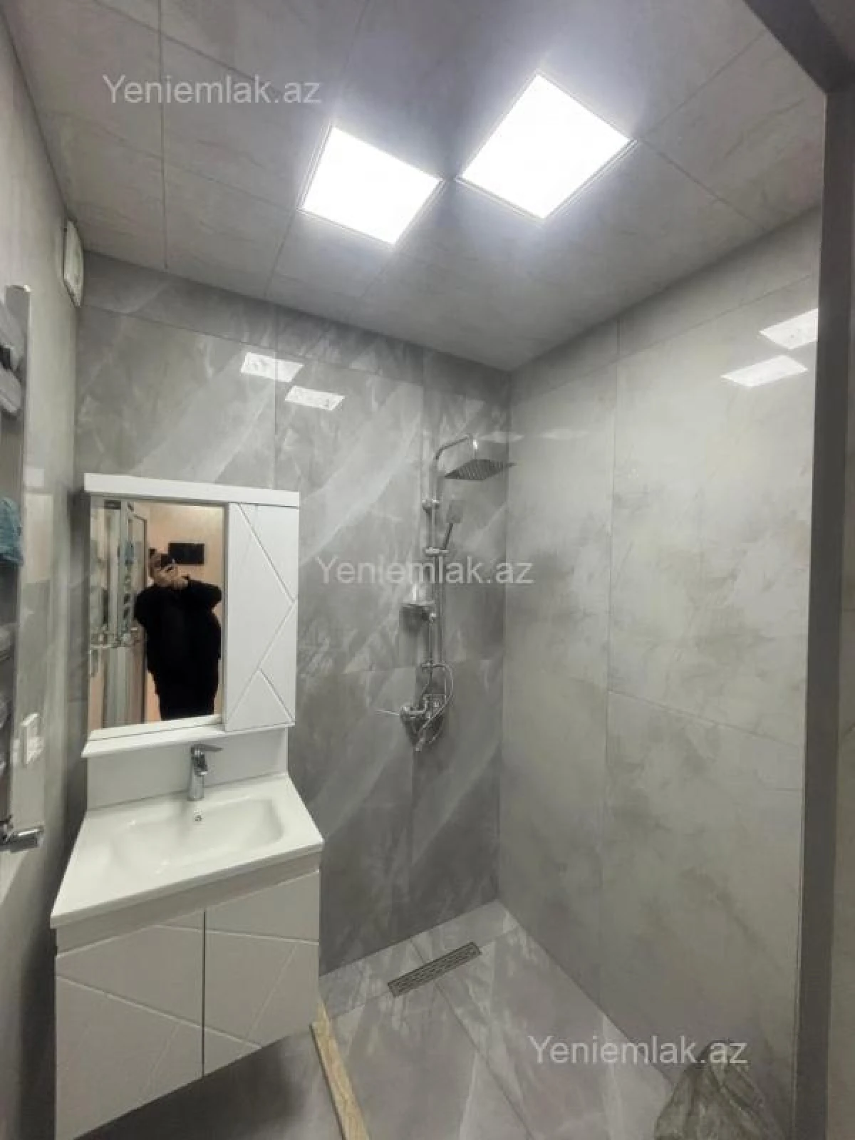 Satılır 3 otaqlı köhnə tikili 60 m²