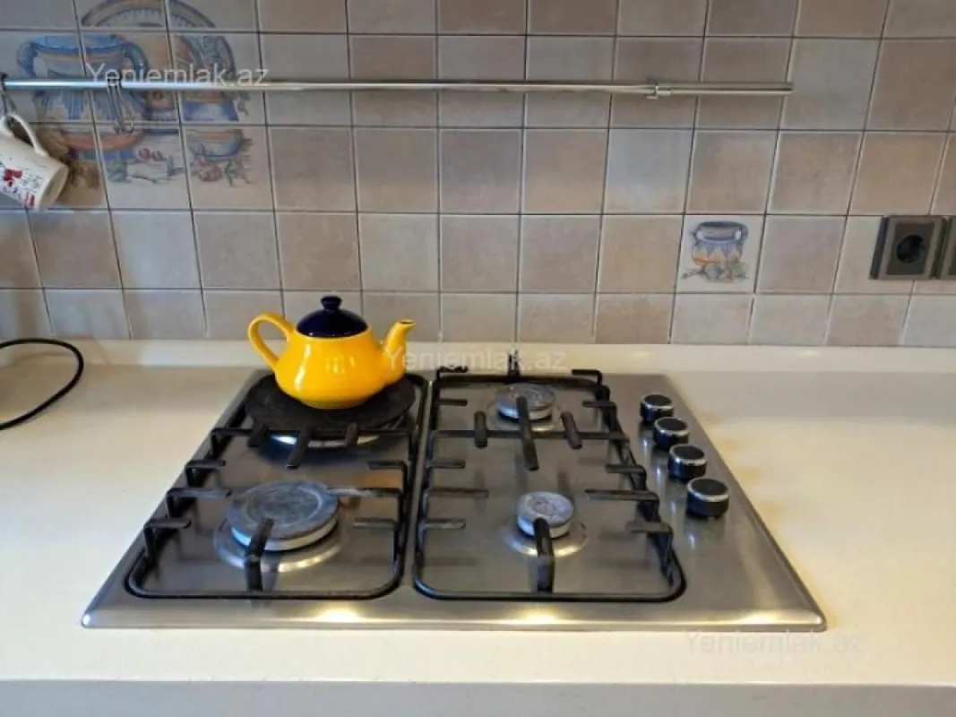 Satılır 2 otaqlı yeni tikili 72 m²