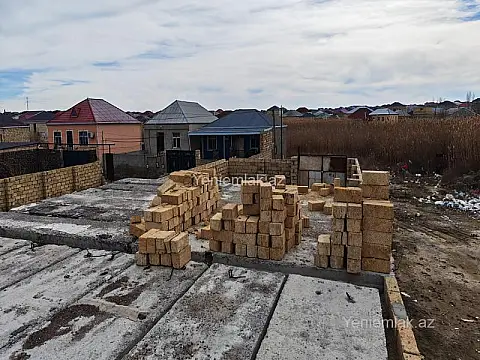 Satılır 3 otaqlı həyət evi 100 m²