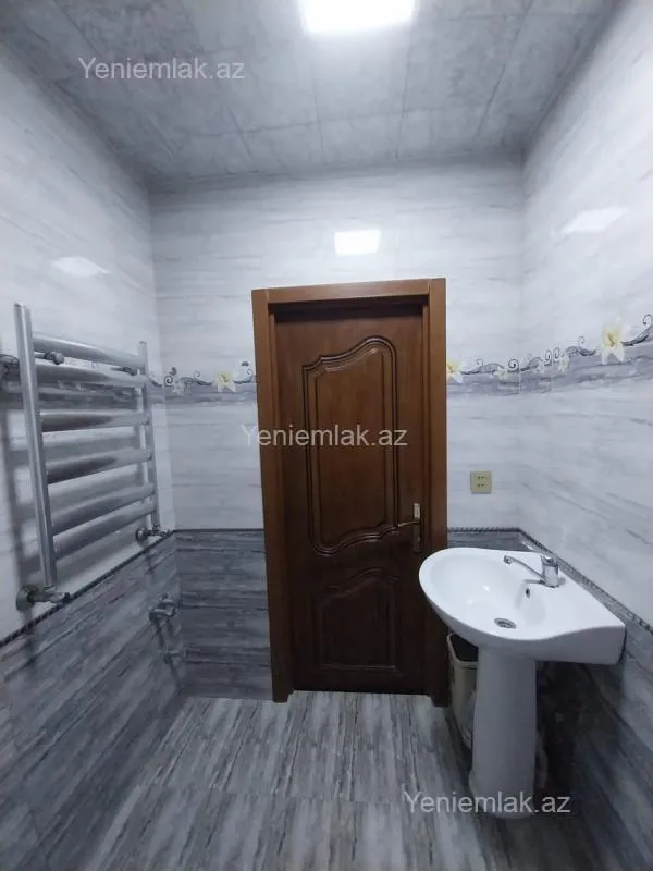 Satılır 2 otaqlı yeni tikili 65 m²