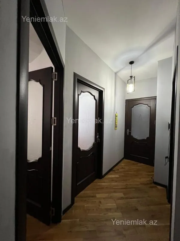 Satılır 3 otaqlı yeni tikili 85 m²