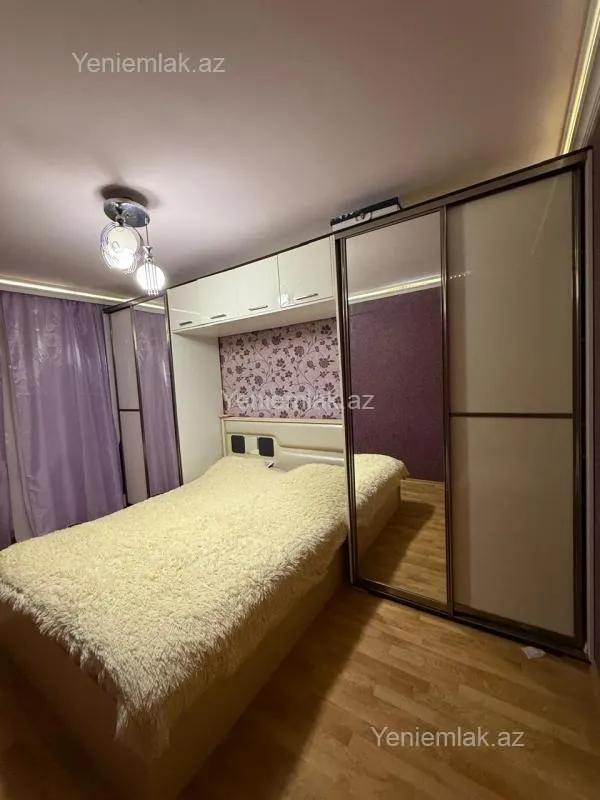 Satılır 3 otaqlı köhnə tikili 80 m²