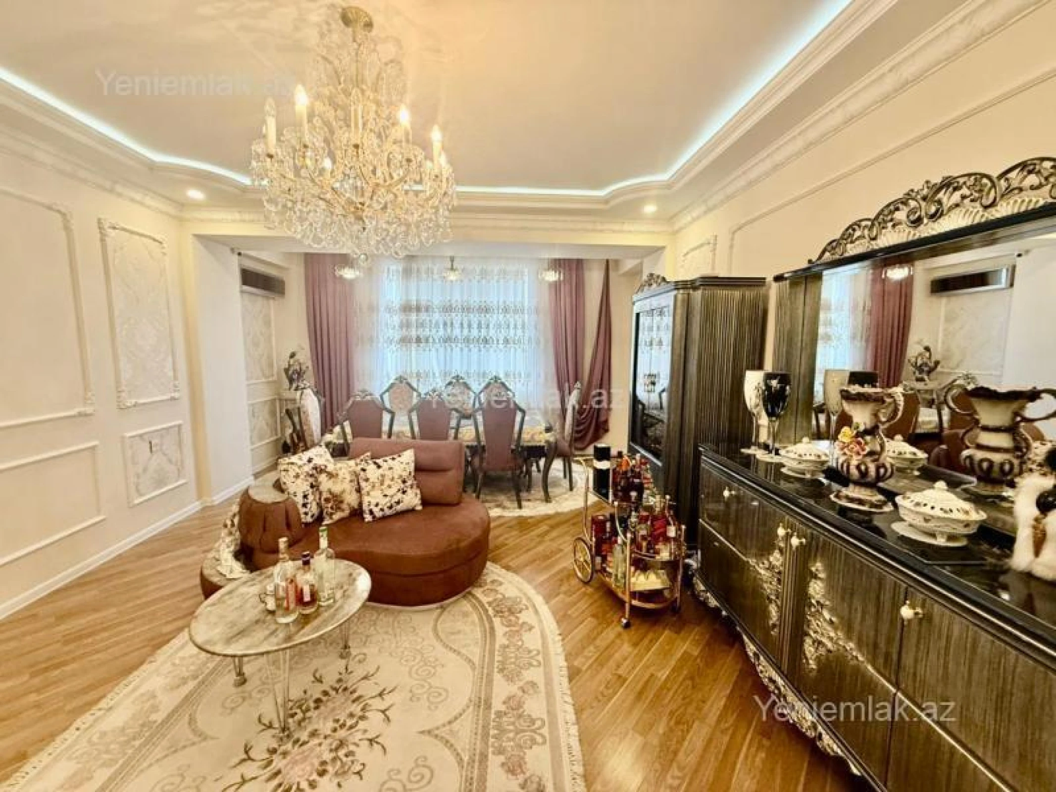 Satılır 4 otaqlı yeni tikili 155 m²