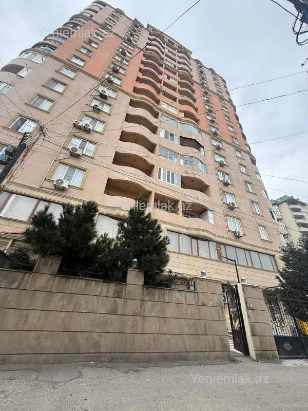 Satılır 4 otaqlı yeni tikili 155 m²