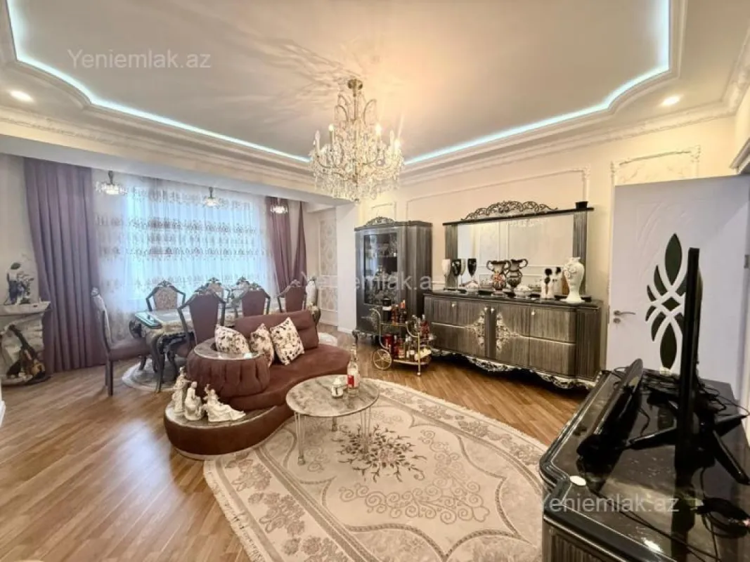 Satılır 4 otaqlı yeni tikili 155 m²