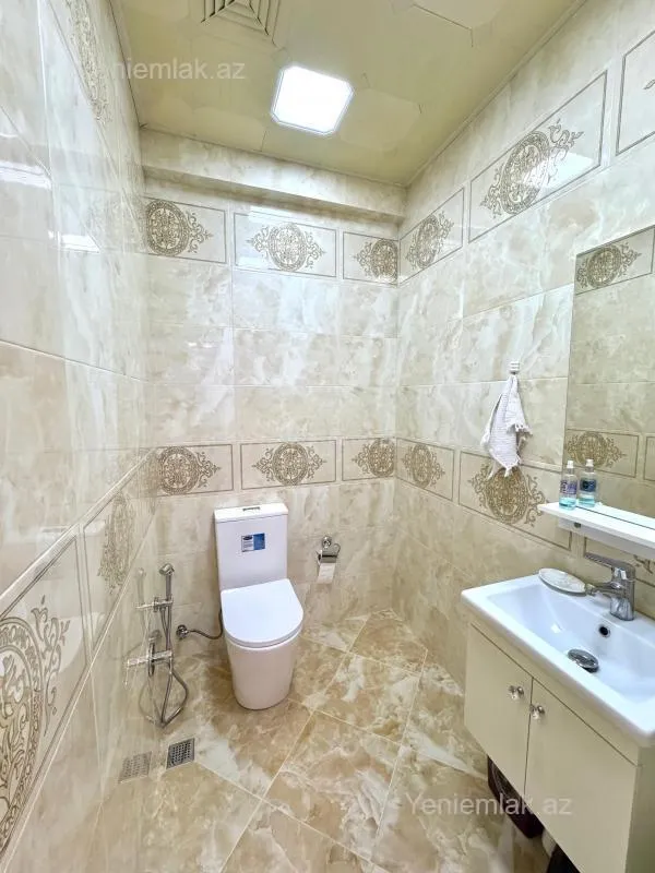 Satılır 2 otaqlı yeni tikili 92 m²