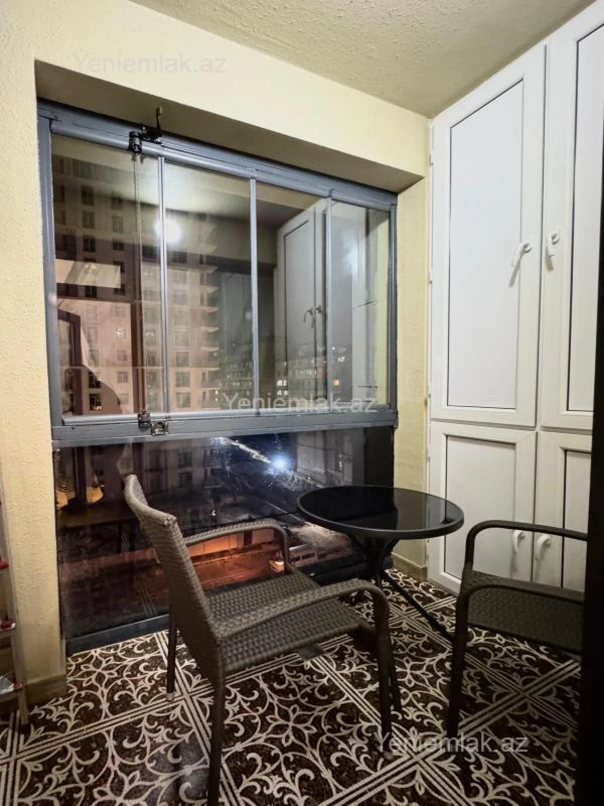 Satılır 2 otaqlı yeni tikili 92 m²