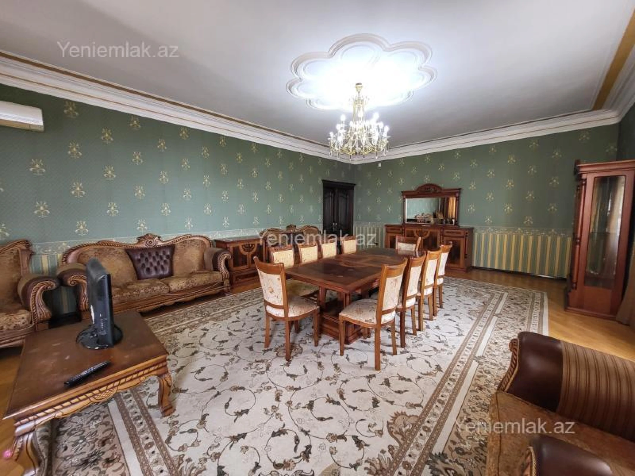 Satılır 2 otaqlı yeni tikili 135 m²