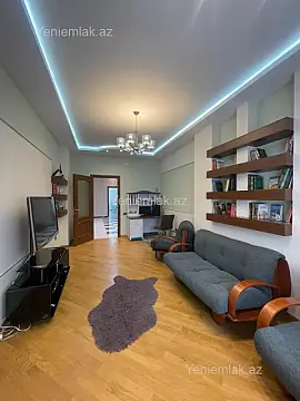 Satılır 3 otaqlı yeni tikili 160 m²