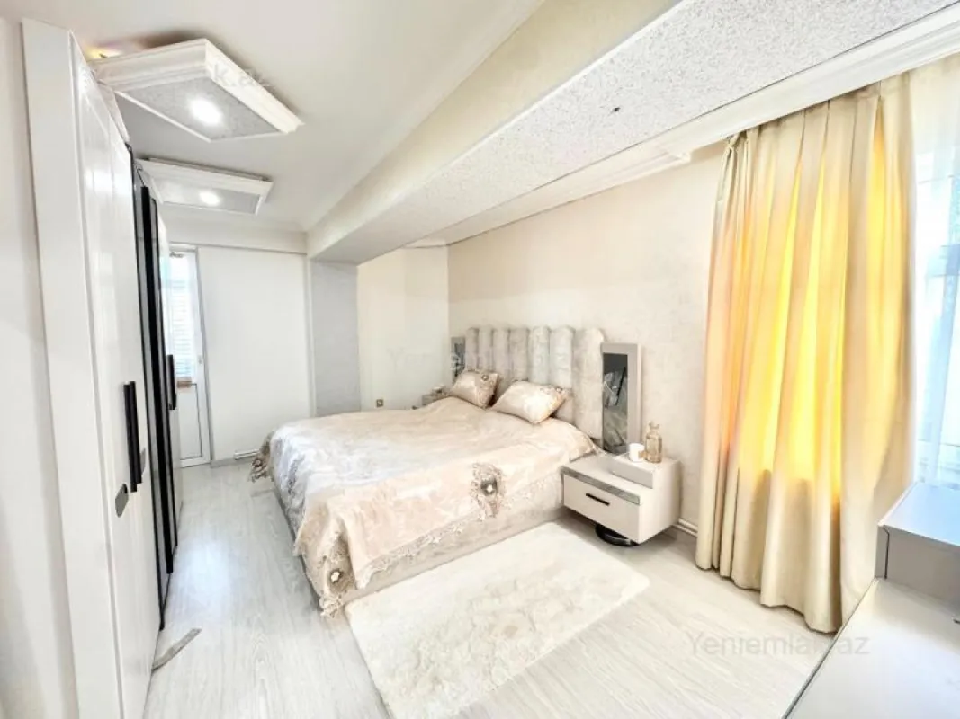 Satılır 3 otaqlı yeni tikili 106 m²