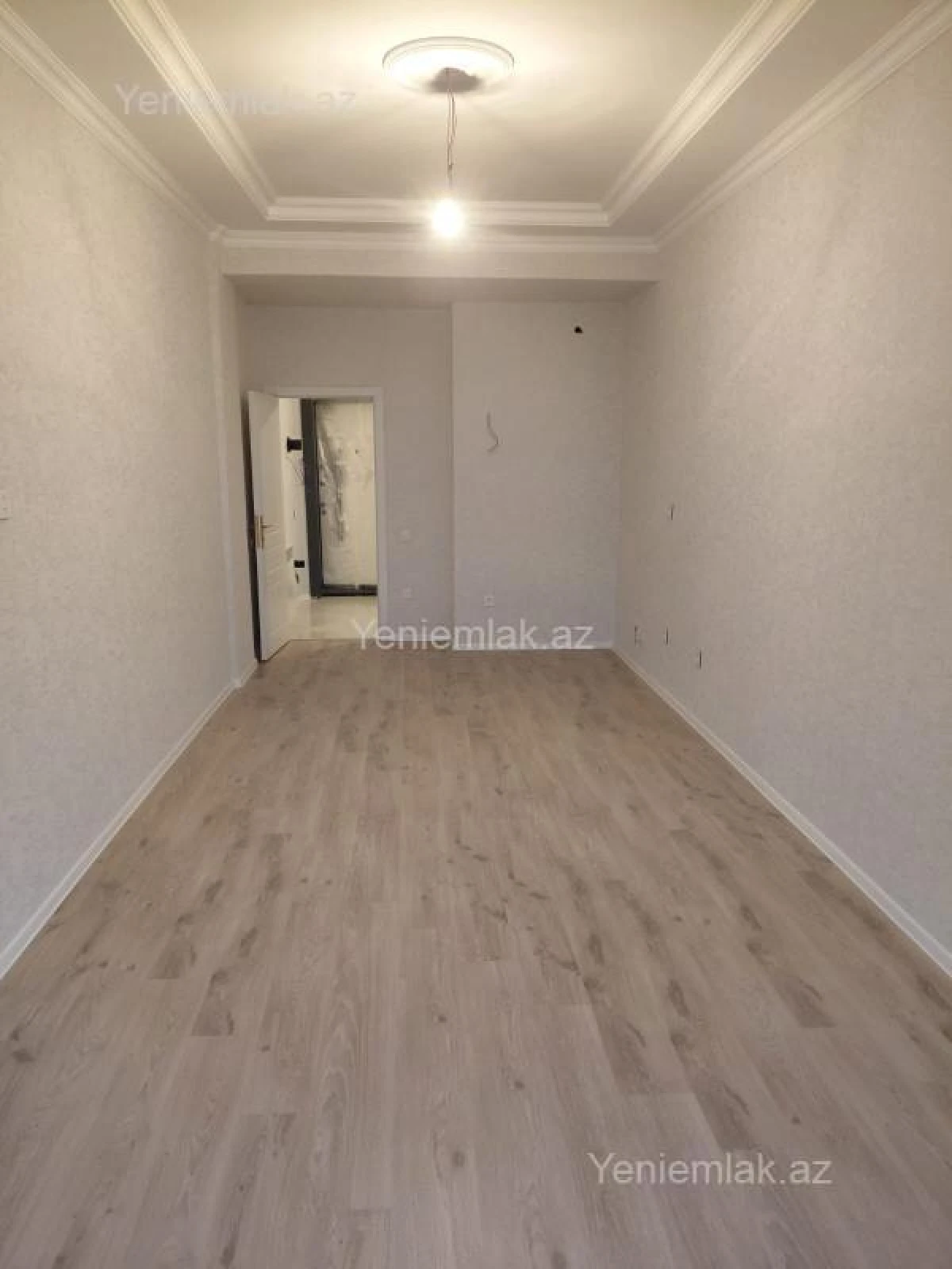 Satılır 2 otaqlı yeni tikili 74 m²