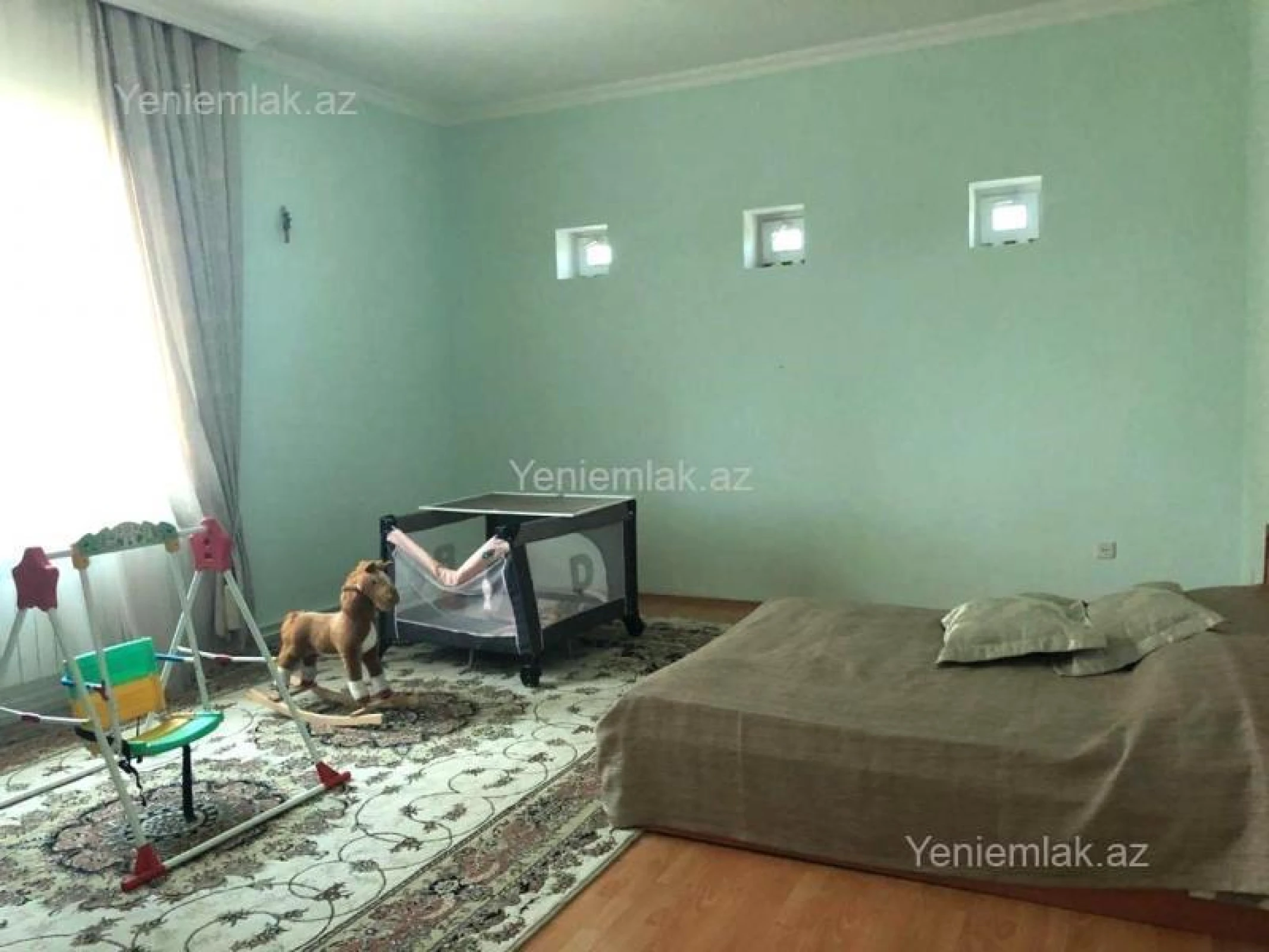 Satılır 7 otaqlı həyət evi 1150 m²